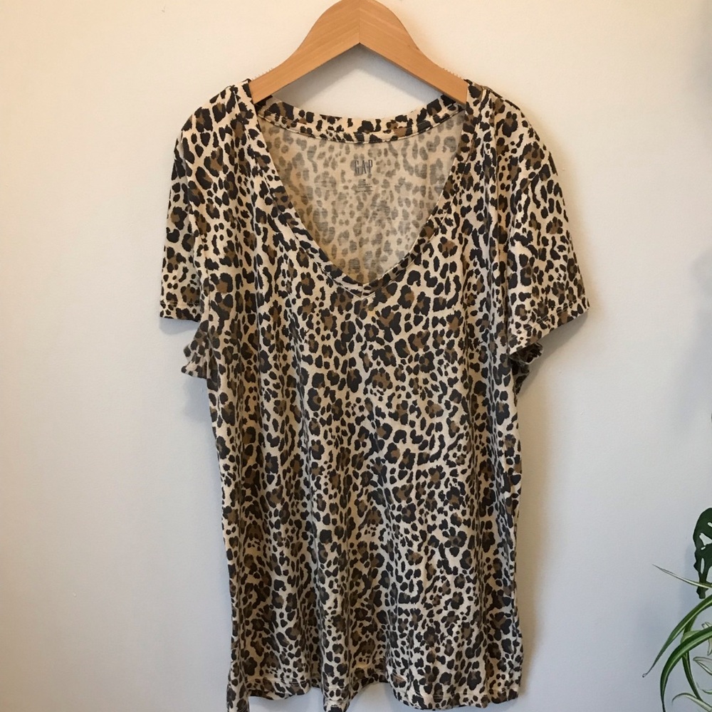 Leopard Print V-Neck Women's Top